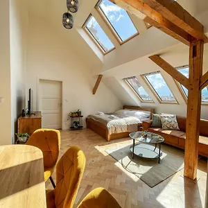 Stupartska - Attic Old Town Aparthotel Prague
