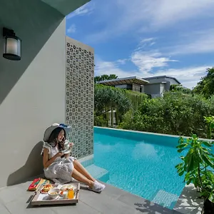 https://proud-phuket.khao-lakhotels.com